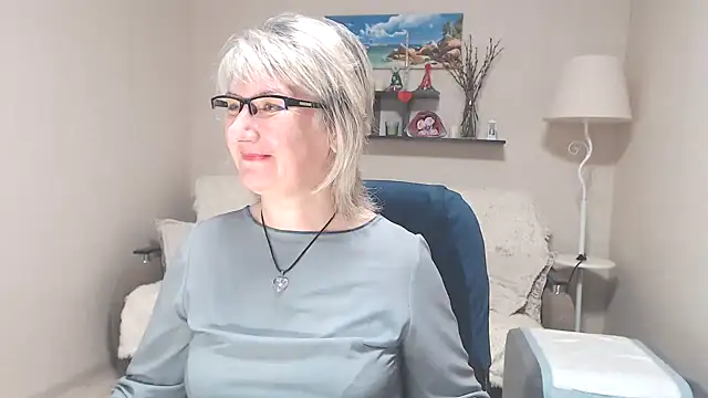 FleurMays online show from June 30, 2026, 5:07 am