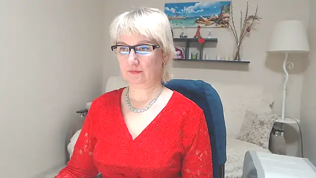 FleurMays online show from February 4, 2025, 6:57 am