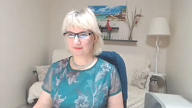 FleurMays online show from February 8, 2025, 3:19 am