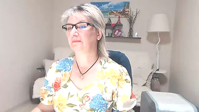 FleurMays online show from June 27, 2026, 3:56 am