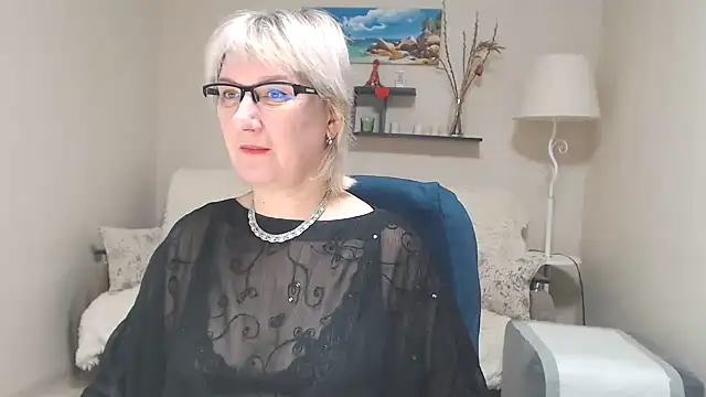 FleurMays online show from February 10, 2025, 2:41 am
