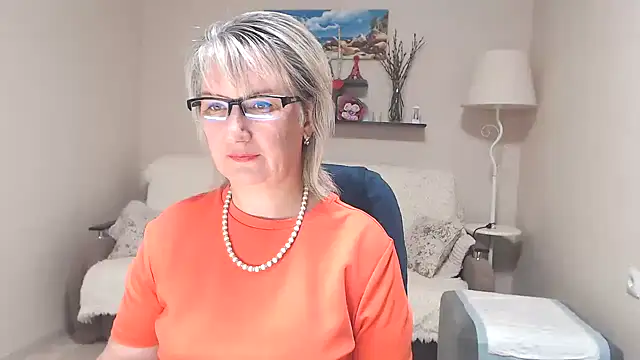 FleurMays online show from July 21, 2026, 7:10 am