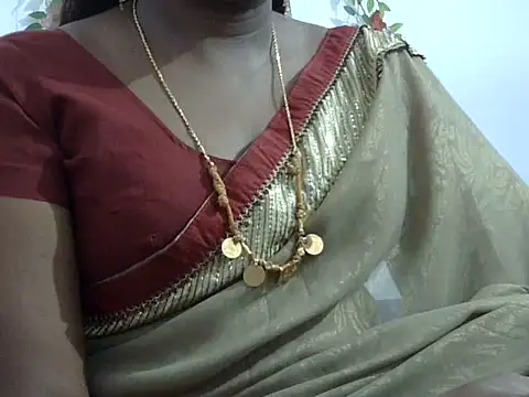 Snapshot of Hot_akshara chatting on October 6, 2025, 4:52 pm Hot akshara online show from October 6, 2025, 4:52 pm