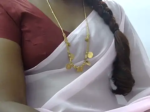 Snapshot of Hot_akshara chatting on September 24, 2025, 4:24 pm Hot akshara online show from September 24, 2025, 4:24 pm