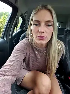 Lydie off online show from October 7, 2025, 7:20 am