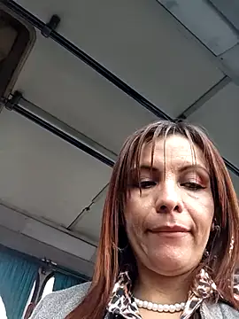 Milenahot 69  online show from March 18, 2025, 7:22 pm