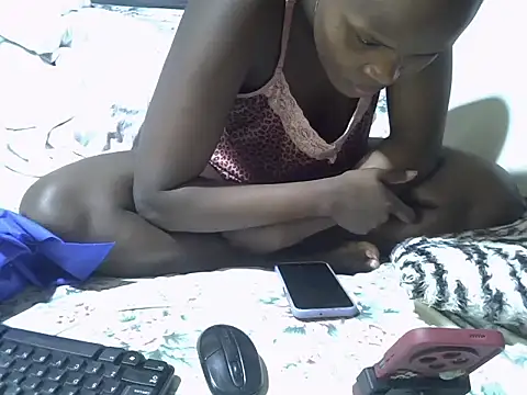 Snapshot of ebony_sonya chatting on October 12, 2025, 1:51 am ebony sonya online show from October 12, 2025, 1:51 am