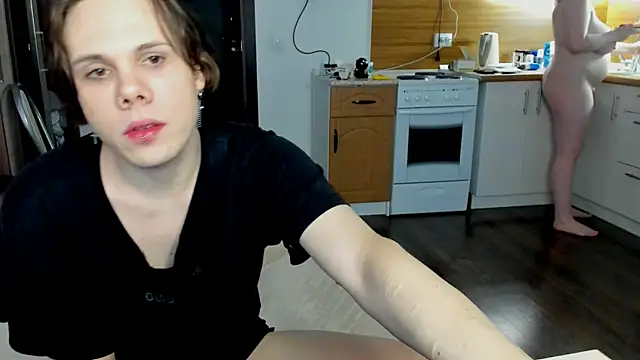 mary ann   online show from April 1, 2026, 12:39 pm