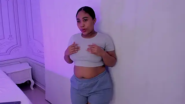 Leah Sweetie online show from March 19, 2025, 11:17 am