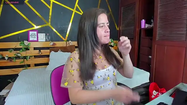 kathina giraldo online show from October 20, 2025, 1:00 pm