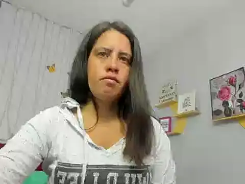 kathina giraldo online show from January 30, 2025, 12:59 pm