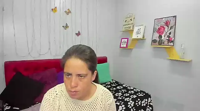 kathina giraldo online show from February 13, 2025, 12:32 pm