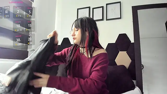 Maki Zein online show from January 30, 2025, 2:25 pm