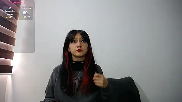 Maki Zein online show from February 10, 2025, 1:01 pm