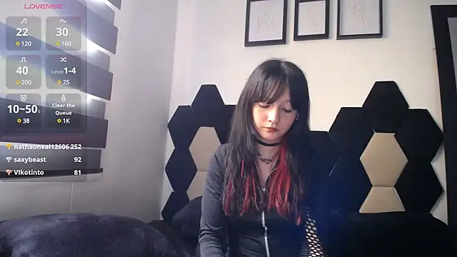 Maki Zein online show from February 14, 2025, 4:20 pm