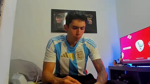 OliverBennet online show from October 19, 2025, 3:09 am