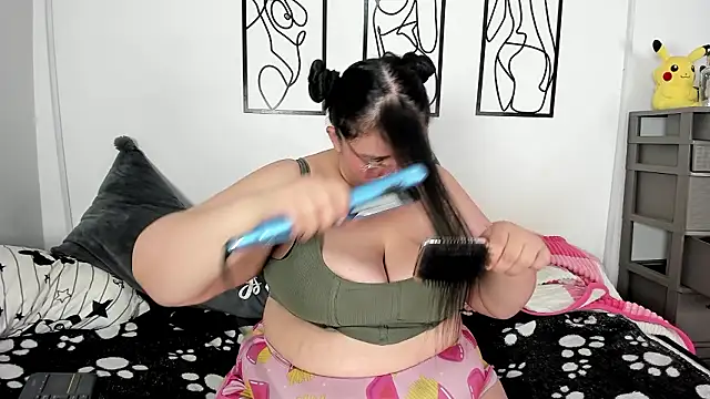 RubyPirsso18 online show from March 25, 2026, 8:19 pm