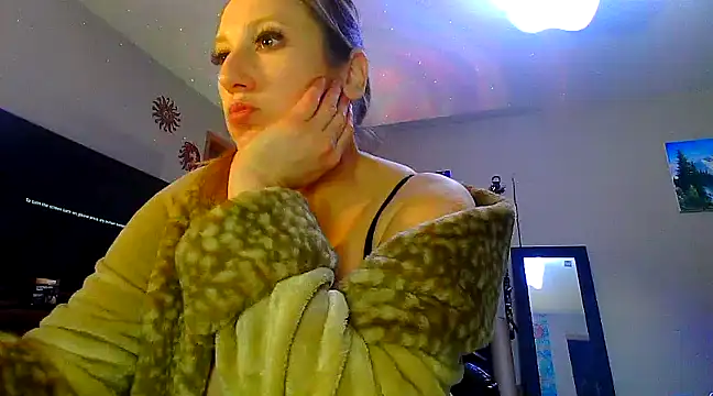 lilyhornyhousewife online show from March 7, 2025, 8:56 am