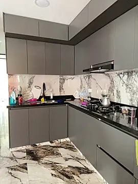 Snapshot of oliver_Lz chatting on October 9, 2025, 2:17 pm oliver Lz online show from October 9, 2025, 2:17 pm