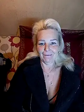 Snapshot of CassandraSandra44 chatting on February 5, 2026, 4:19 am CassandraSandra44 online show from February 5, 2026, 4:19 am