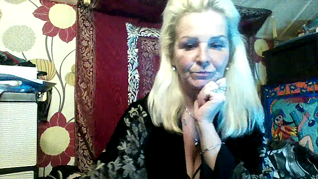 Snapshot of CassandraSandra44 chatting on February 25, 2026, 6:19 pm CassandraSandra44 online show from February 25, 2026, 6:19 pm