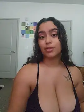 cinnaminnie online show from July 23, 2026, 4:25 pm