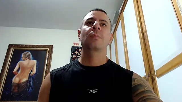 Snapshot of nicolay_74 chatting on October 28, 2025, 5:01 pm nicolay 74 online show from October 28, 2025, 5:01 pm