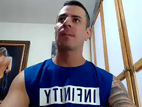 Snapshot of nicolay_74 chatting on February 16, 2025, 10:33 pm nicolay 74 online show from February 16, 2025, 10:33 pm