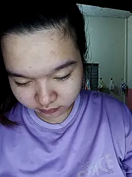 Thomgdee online show from November 12, 2025, 1:43 am