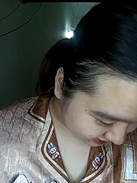 Snapshot of Thomgdee chatting on September 27, 2025, 1:06 pm Thomgdee online show from September 27, 2025, 1:06 pm