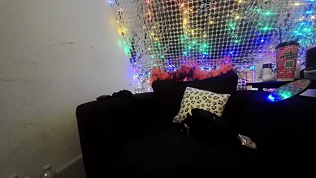 Hunniebunnie78 online show from July 28, 2026, 3:58 am
