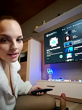 Jujuicy 97 online show from January 15, 2025, 7:48 am