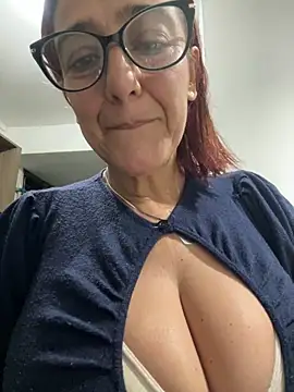 anastasia and jordan online show from February 13, 2026, 10:15 am