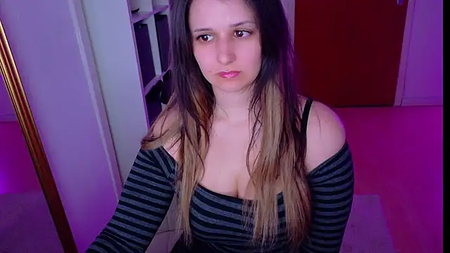 jenna-sxy19 online show from September 23, 2025, 4:25 pm