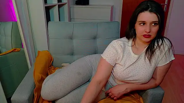 jenna-sxy19 online show from February 25, 2025, 5:40 pm