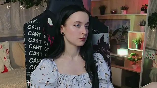 KiraLiLime online show from March 2, 2025, 10:13 pm