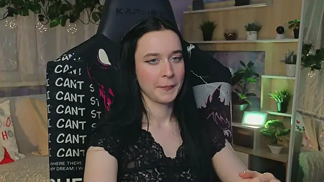 KiraLiLime online show from March 9, 2025, 6:11 pm