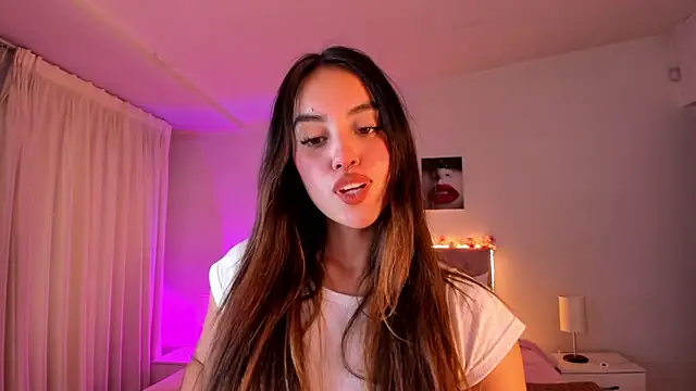 Snapshot of _Charlotte_evans_1 chatting on November 5, 2025, 8:56 pm Charlotte evans 1 online show from November 5, 2025, 8:56 pm