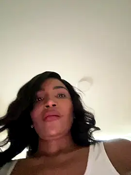 Jessie-pradoo online show from September 18, 2025, 4:43 pm