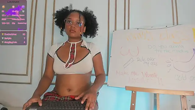 nataly velez online show from March 18, 2025, 10:48 pm