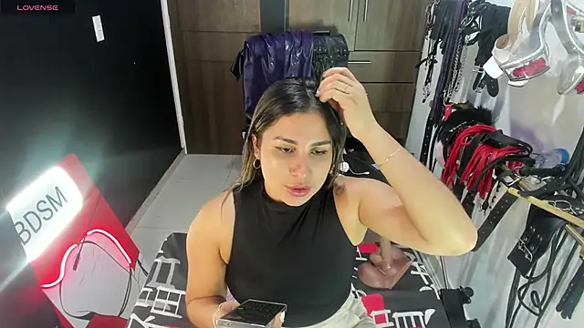 Snapshot of violet_bdsmx chatting on October 12, 2025, 9:38 pm violet bdsmx online show from October 12, 2025, 9:38 pm