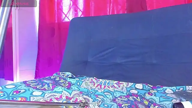 swetty loverss online show from April 11, 2026, 8:45 pm