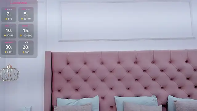 mia schwarz online show from September 23, 2025, 11:12 pm