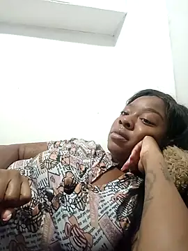 mia schwarz online show from October 2, 2025, 6:22 pm