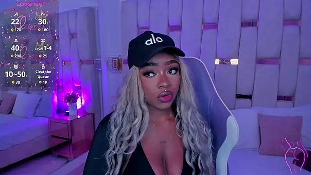 mia schwarz online show from April 13, 2026, 3:10 am