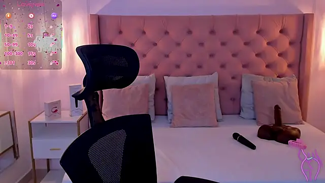 mia schwarz online show from September 20, 2025, 8:58 pm