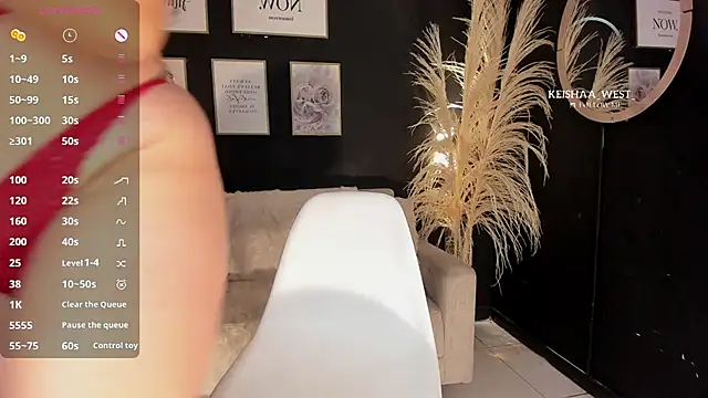 Snapshot of Keisha_west chatting on October 1, 2025, 7:57 am Keisha west online show from October 1, 2025, 7:57 am