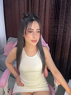 Snapshot of itsmadely chatting on February 27, 2026, 10:20 pm itsmadely online show from February 27, 2026, 10:20 pm