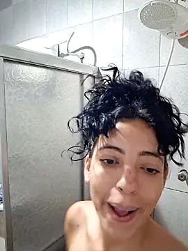 Sweet-diamondxxx online show from November 9, 2025, 1:15 pm