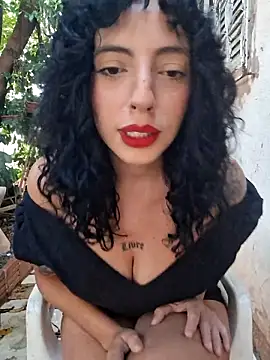 Snapshot of Sweet-diamondxxx chatting on October 27, 2025, 9:16 pm Sweet-diamondxxx online show from October 27, 2025, 9:16 pm